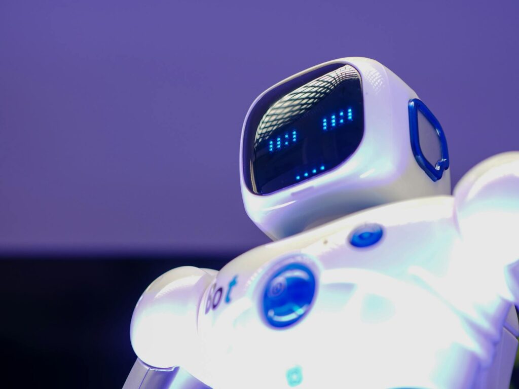 Empresario brasileiro usando inteligencia artificial no varejo americano para inovacao tecnologica
