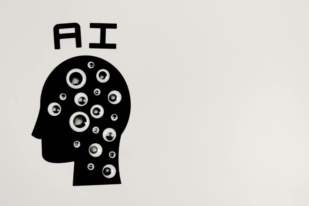 Empresario usando inteligencia artificial para estrategias de marketing digital avancado